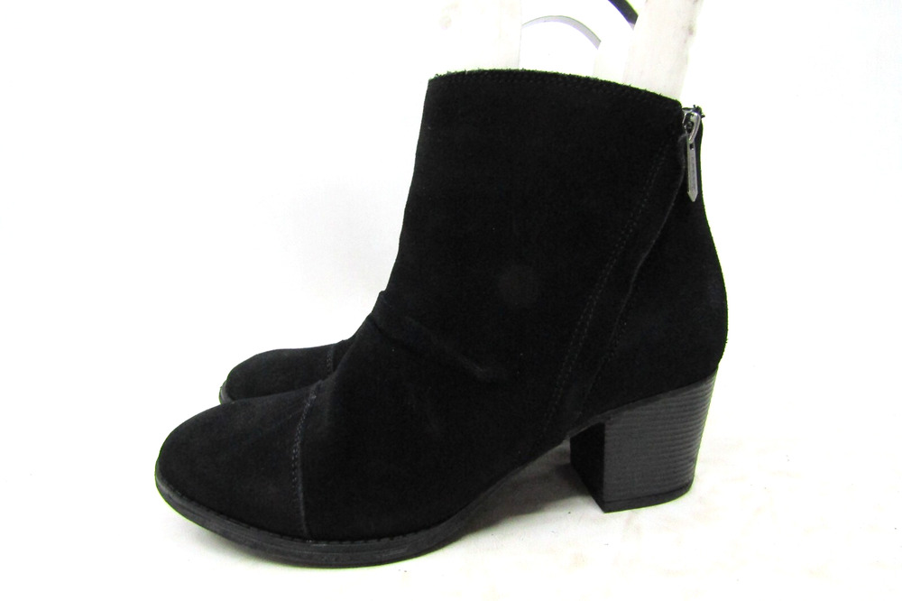 Skechers Womens Size 9 M Black Suede Fashion Ankle Boots